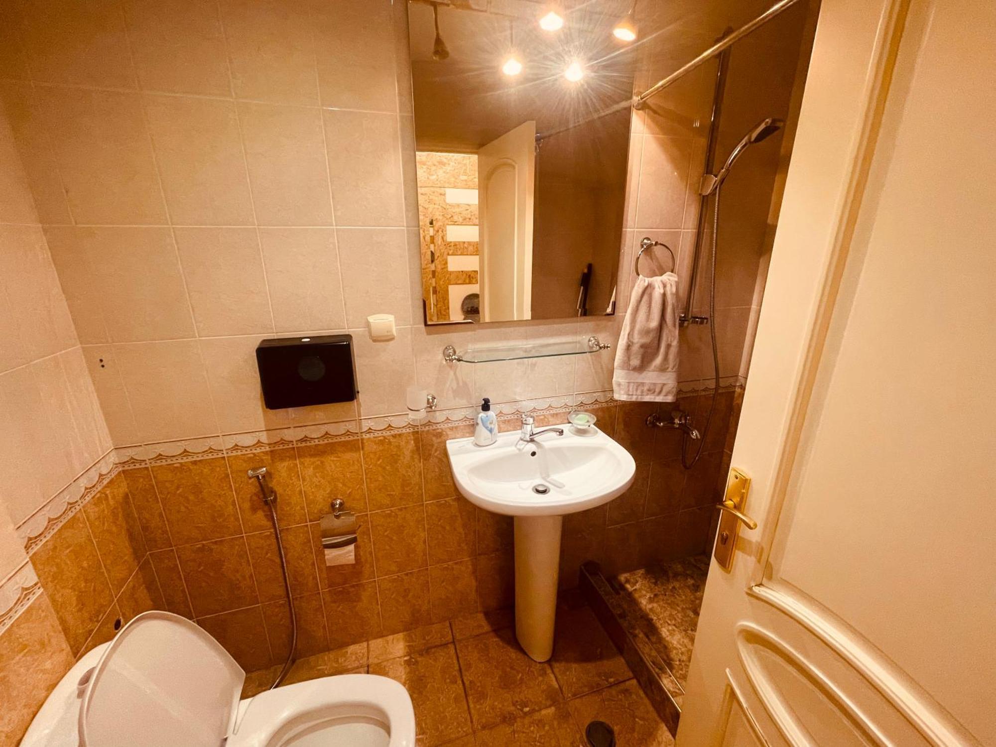 Bright And Modern 4Br Apartment - Center Of Yerevan Luaran gambar